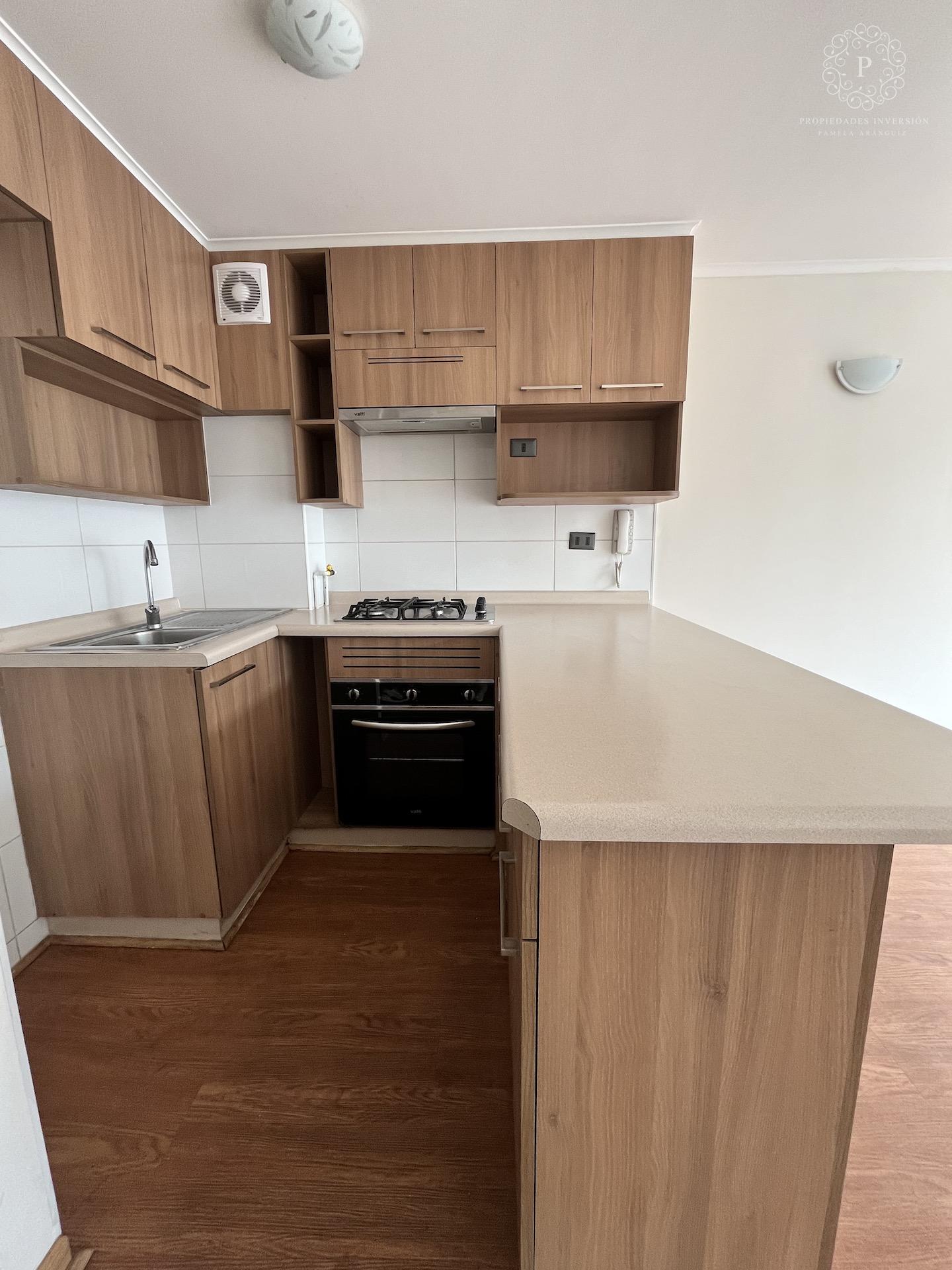 ARRIENDO DEPARTAMENTO ESTACIONAMIENTO Y BODEGA 